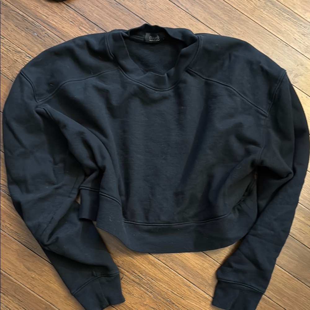 Black Cropped Sweatshirt